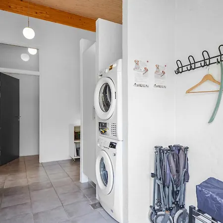 펜션 Nice Home In Ebeltoft With Sauna *