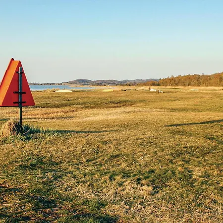 Nice Home In Ebeltoft With Sauna 에벨토프트